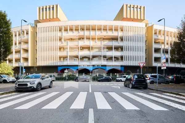 appartamento in vendita a Milano in zona Gratosoglio