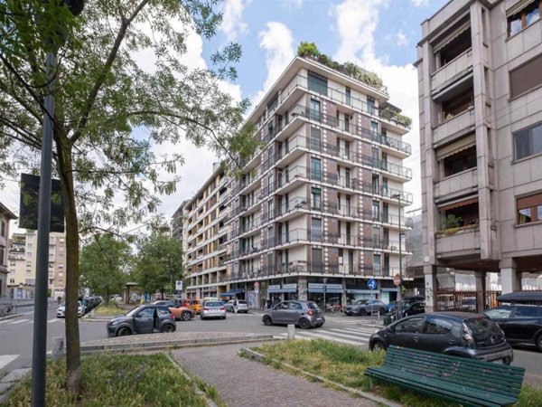 appartamento in vendita a Milano in zona Bocconi