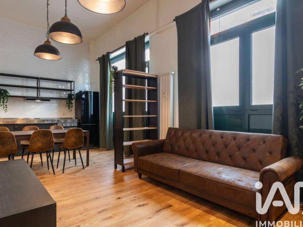 appartamento in vendita a Milano in zona Ghisolfa