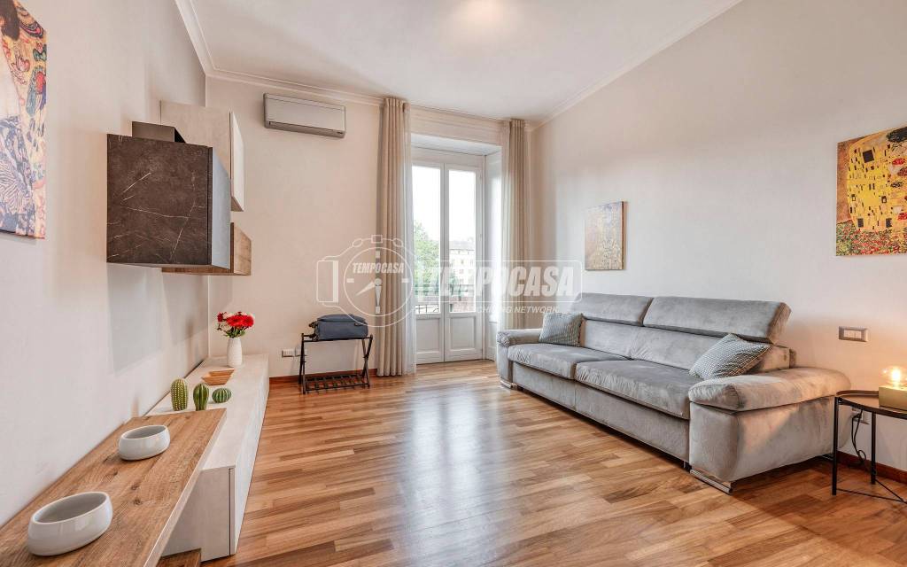 appartamento in vendita a Milano in zona Loreto