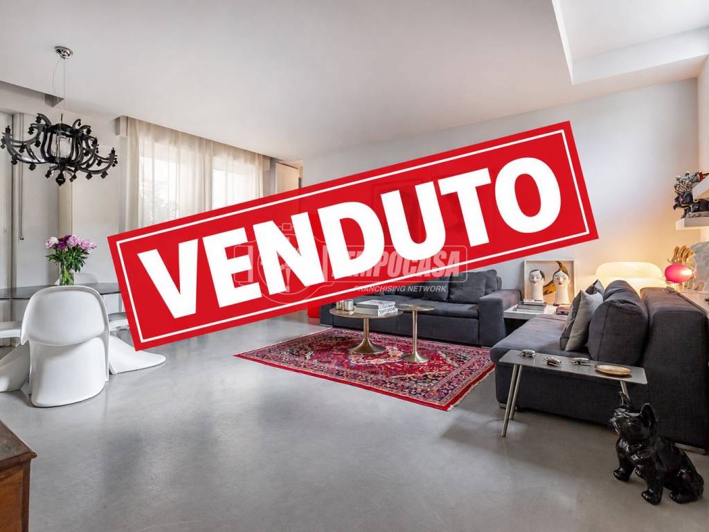 appartamento in vendita a Milano in zona Isola