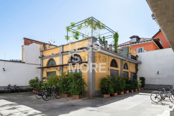 appartamento in vendita a Milano in zona Loreto