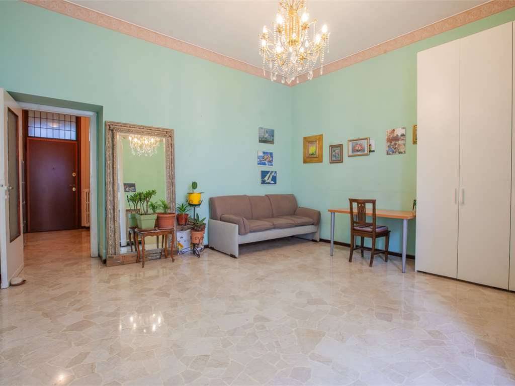 appartamento in vendita a Milano in zona Porta Venezia