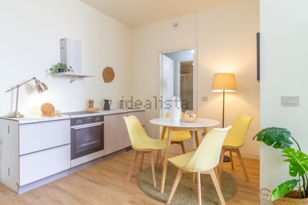 appartamento in vendita a Milano in zona Vigentino