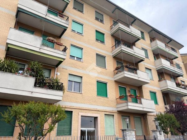 appartamento in vendita a Milano in zona San Siro