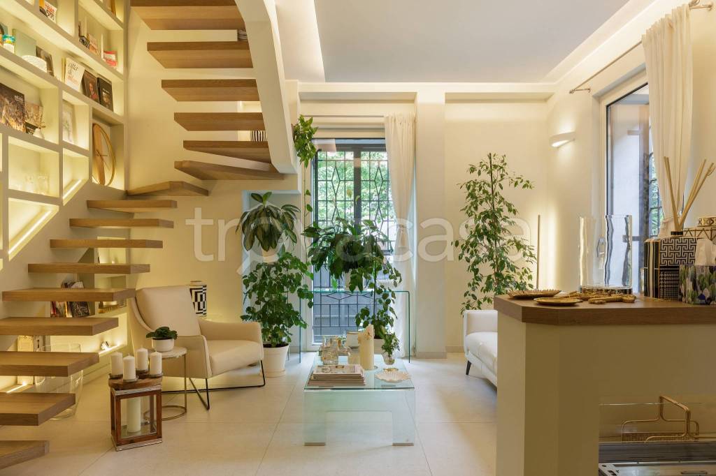 casa indipendente in vendita a Milano