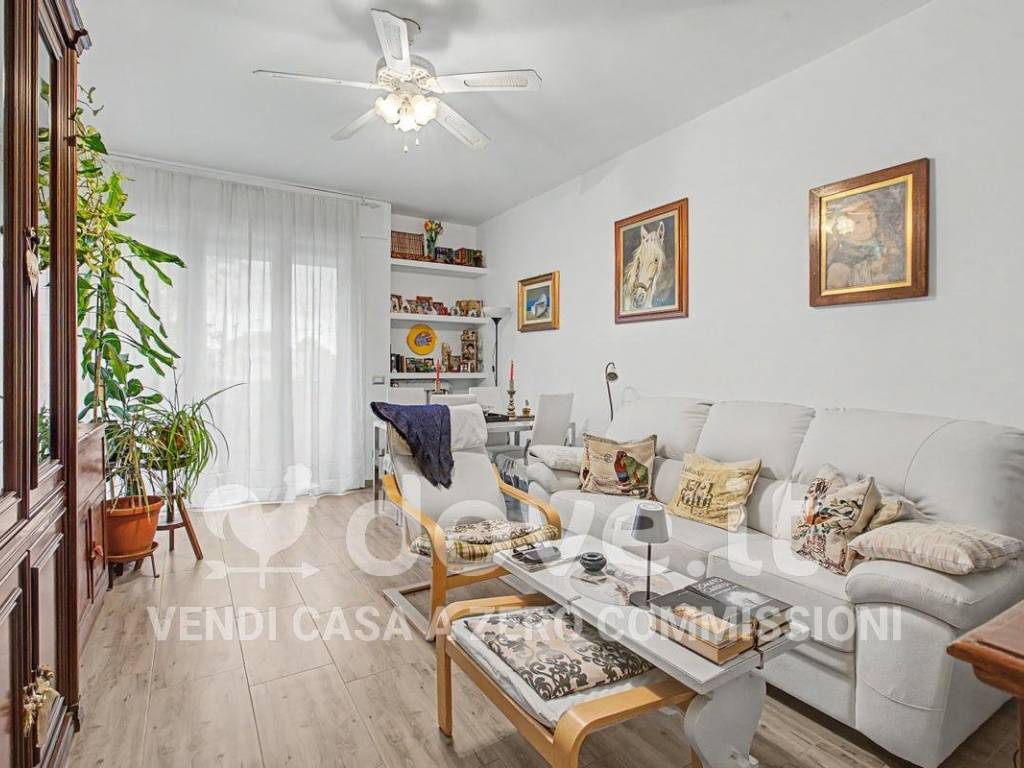 appartamento in vendita a Milano in zona Barona