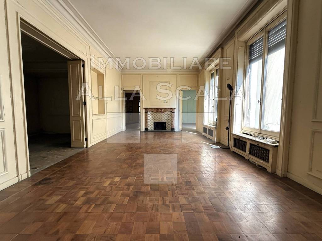 appartamento in vendita a Milano in zona Guastalla