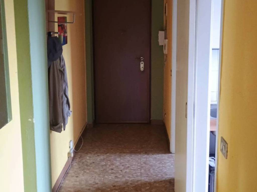 appartamento in vendita a Milano in zona Adriano