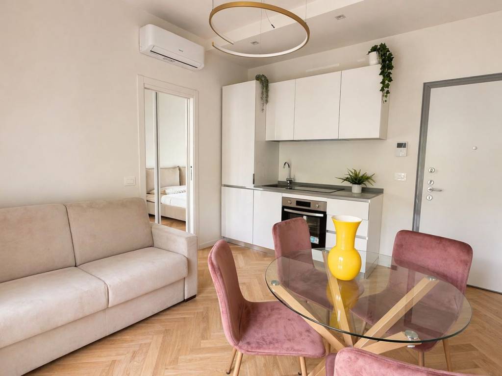 appartamento in vendita a Milano in zona Isola