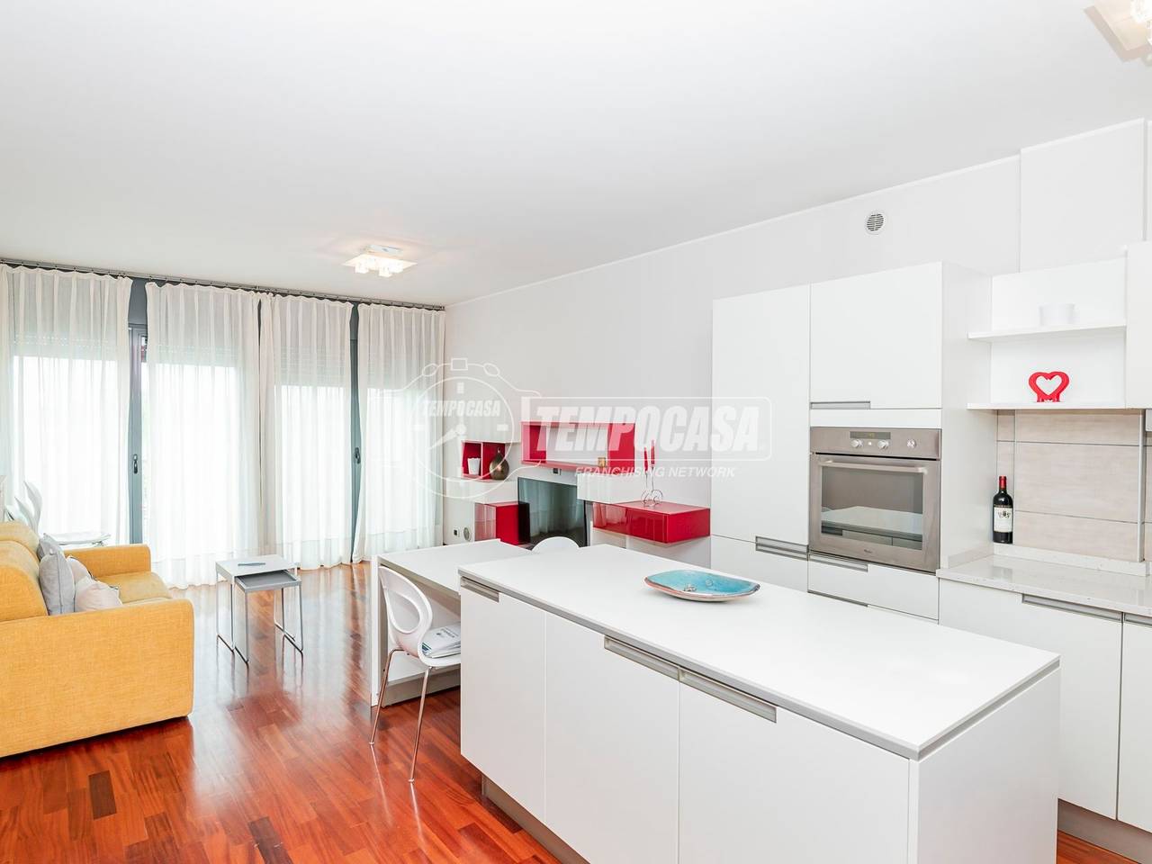 appartamento in vendita a Milano in zona Morsenchio
