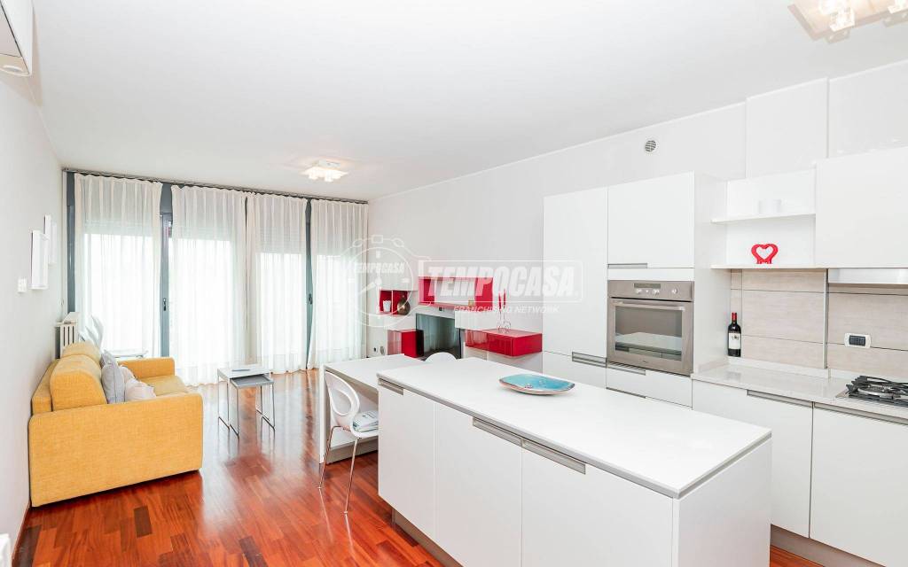 appartamento in vendita a Milano in zona Morsenchio