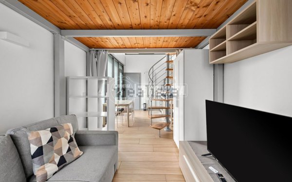 appartamento in vendita a Milano in zona Città Studi
