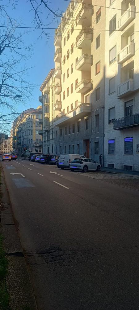 ufficio in vendita a Milano in zona Loreto