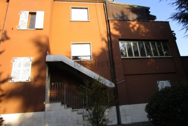 appartamento in vendita a Milano in zona Baggio