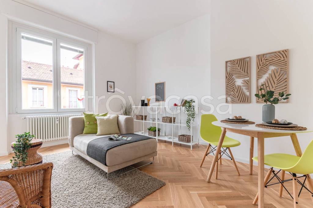 appartamento in vendita a Milano in zona Città Studi