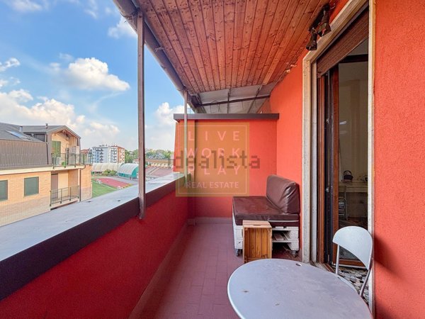 appartamento in vendita a Milano in zona Vigentino