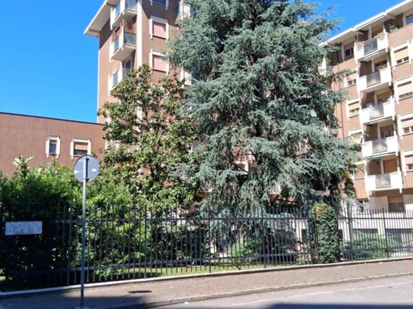 appartamento in vendita a Milano in zona Niguarda
