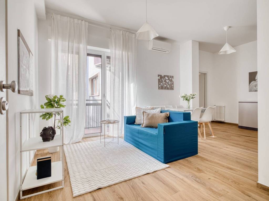 appartamento in vendita a Milano in zona Adriano