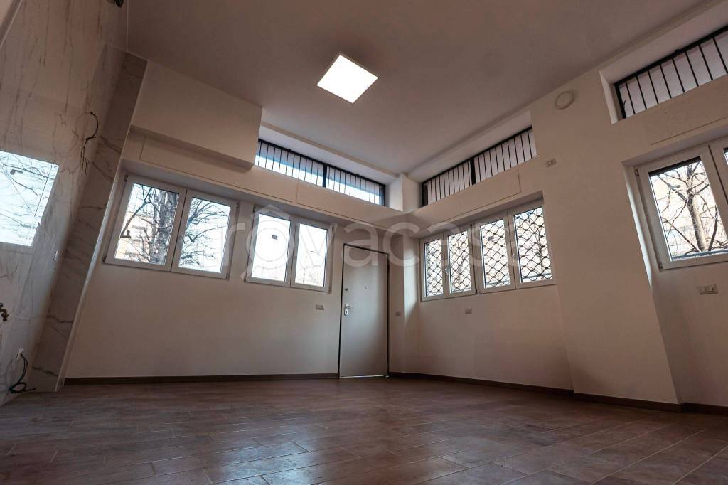 appartamento in vendita a Milano in zona Il Portello