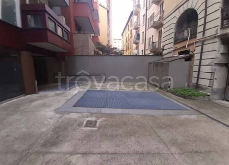 ufficio in vendita a Milano in zona Porta Romana