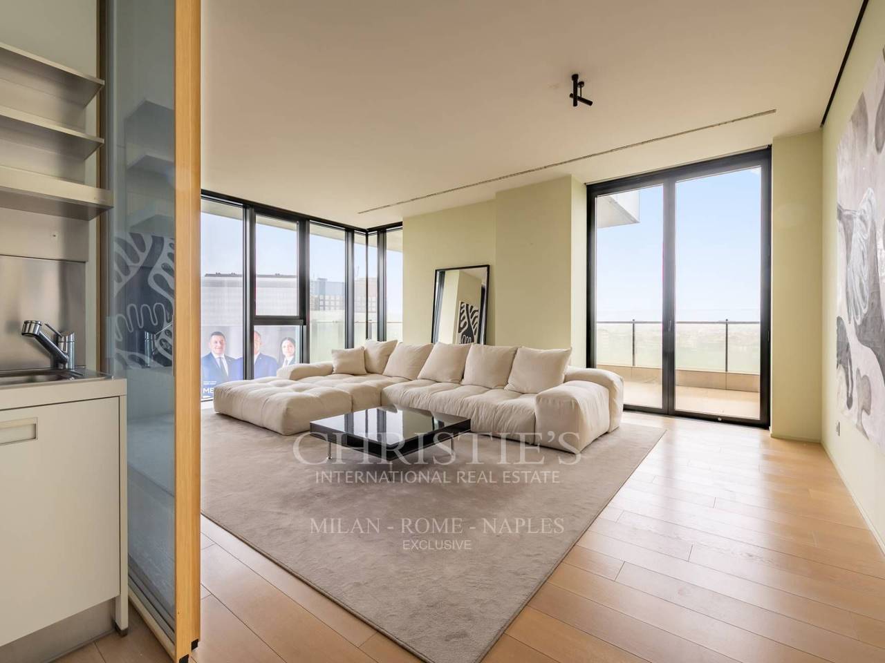 appartamento in vendita a Milano in zona Porta Nuova