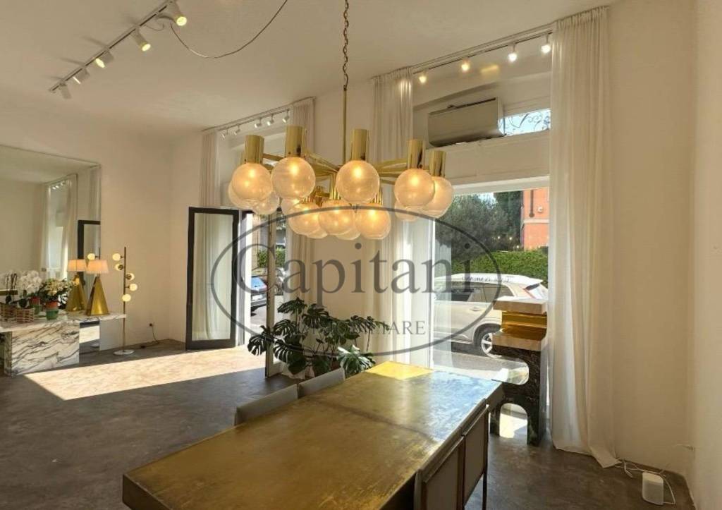 negozio in vendita a Milano