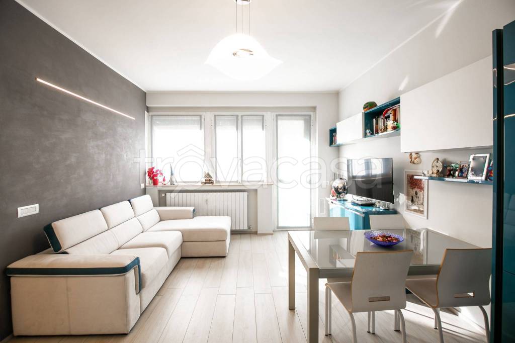 appartamento in vendita a Milano in zona Porta Garibaldi