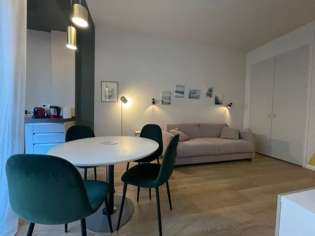 appartamento in vendita a Milano in zona Porta Genova
