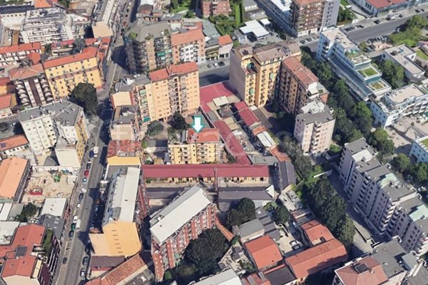 appartamento in vendita a Milano in zona Barona