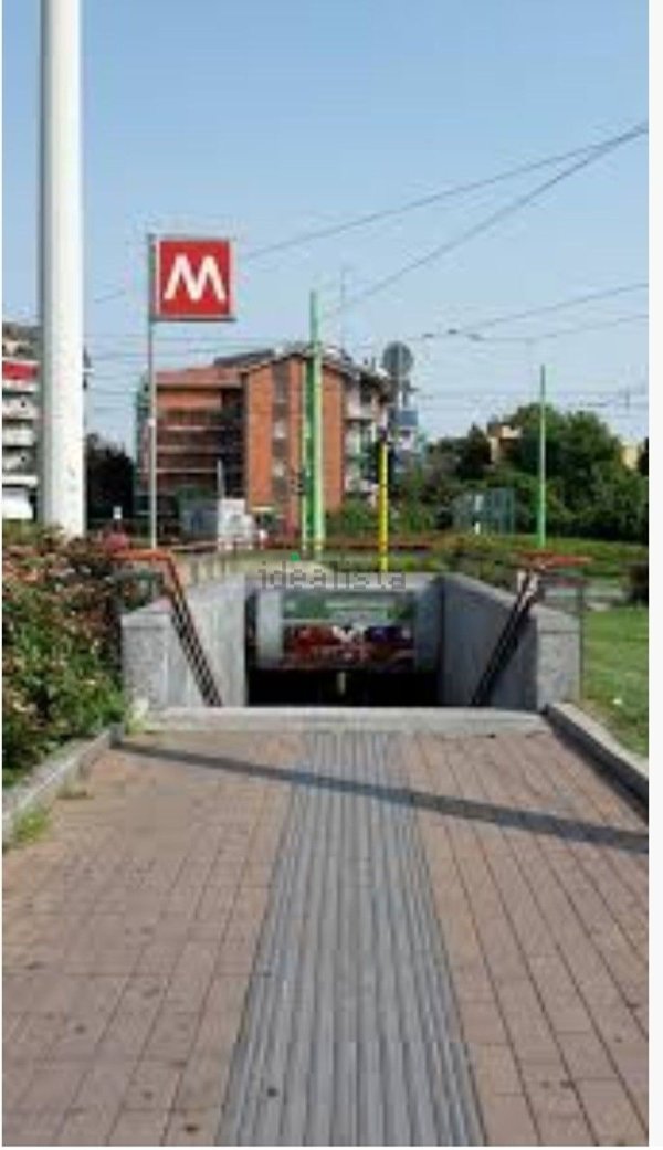 appartamento in vendita a Milano in zona Chiesa Rossa