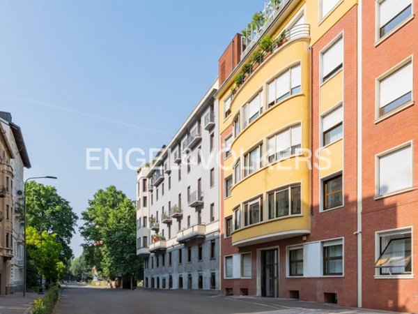 appartamento in vendita a Milano in zona Sempione