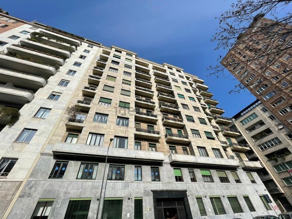 ufficio in vendita a Milano in zona Centro Direzionale