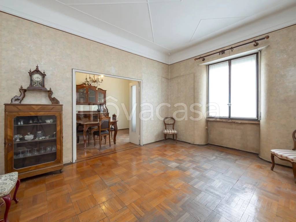 appartamento in vendita a Milano in zona Città Studi