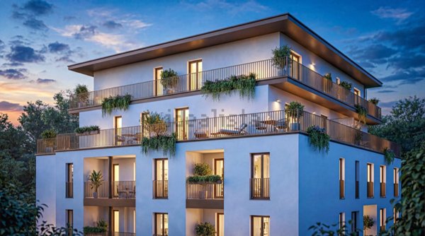 appartamento in vendita a Milano in zona Adriano