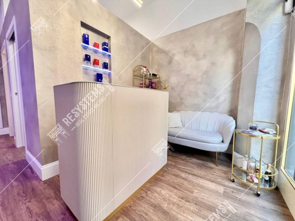 negozio in vendita a Milano