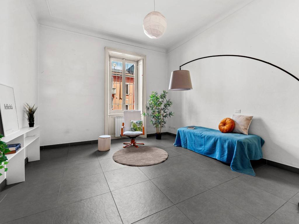 appartamento in vendita a Milano in zona Città Studi