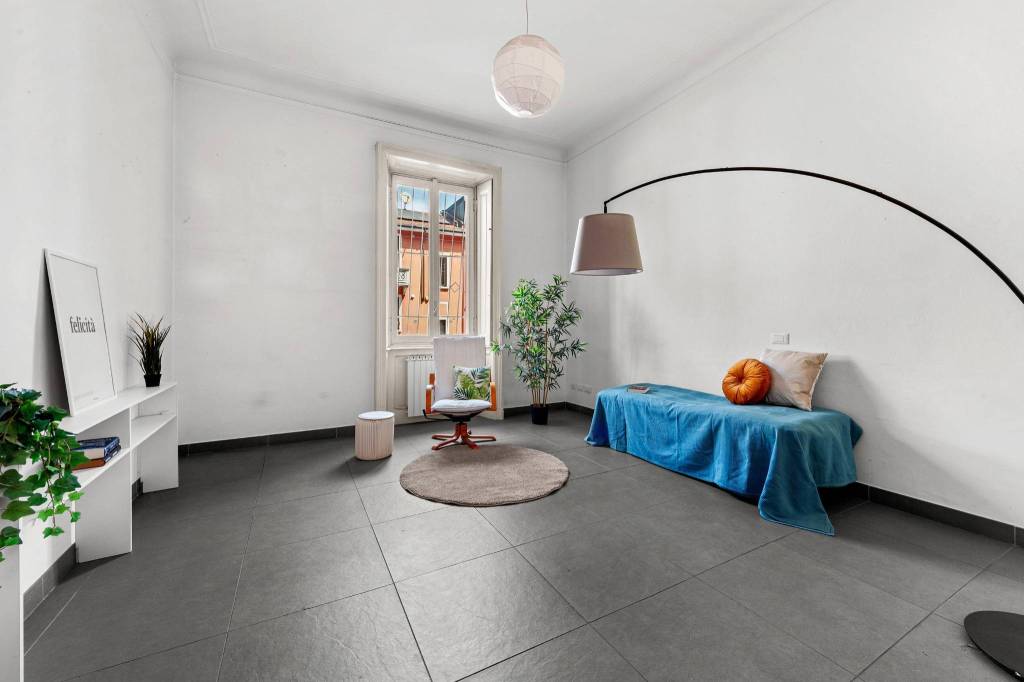 appartamento in vendita a Milano in zona Città Studi
