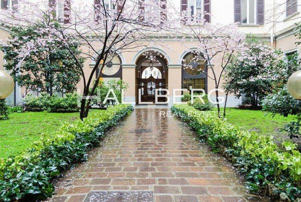 appartamento in vendita a Milano in zona Brera