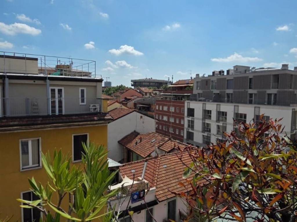 appartamento in vendita a Milano in zona Chiesa Rossa