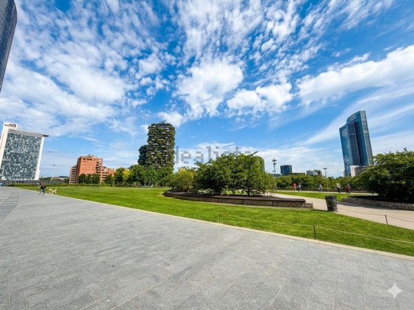 appartamento in vendita a Milano in zona Porta Garibaldi