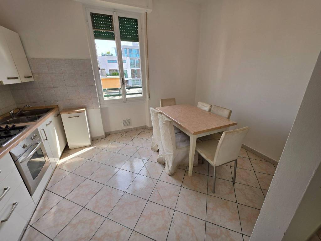 appartamento in vendita a Milano in zona Isola