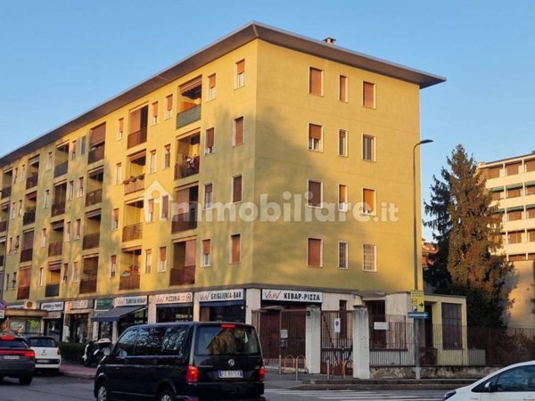 appartamento in vendita a Milano in zona Vialba