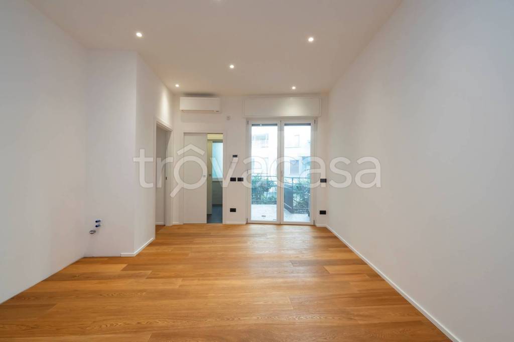appartamento in vendita a Milano in zona Città Studi