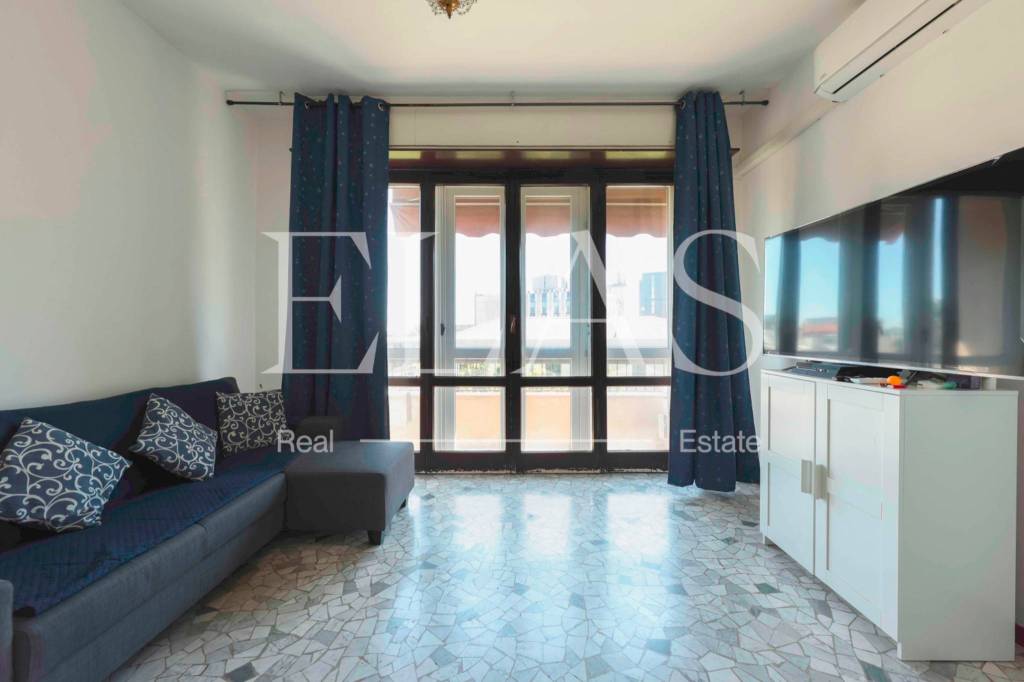 appartamento in vendita a Milano in zona Città Studi