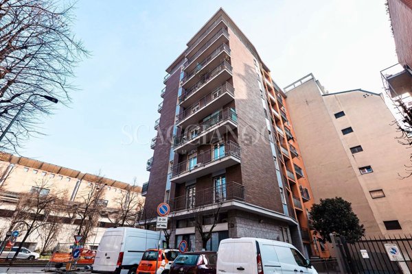 appartamento in vendita a Milano in zona Il Portello