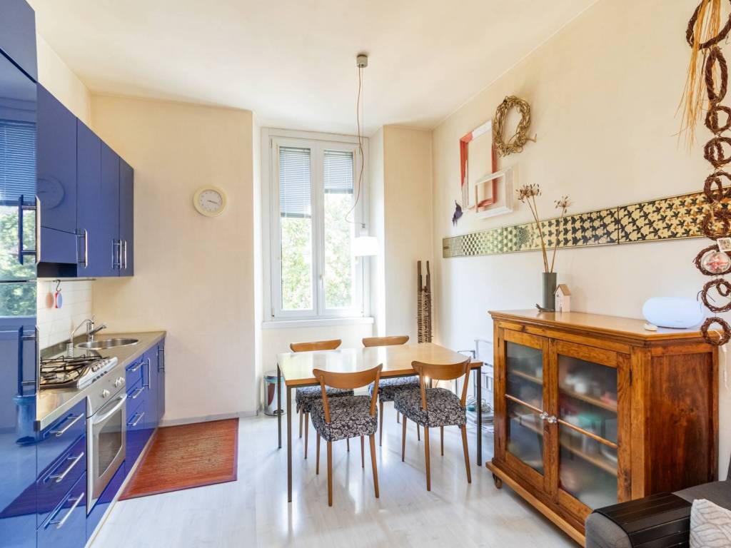 appartamento in vendita a Milano in zona Piazzale Lodi