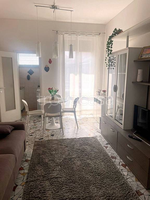 appartamento in vendita a Milano in zona Porta Genova