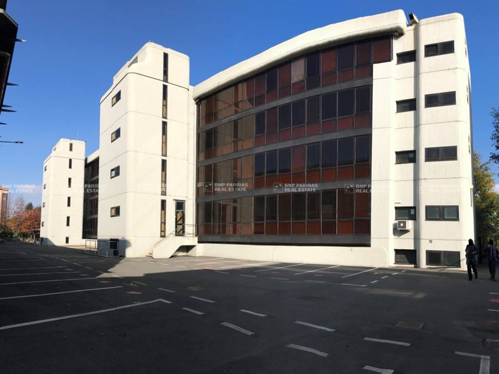 ufficio in vendita a Milano in zona Forlanini