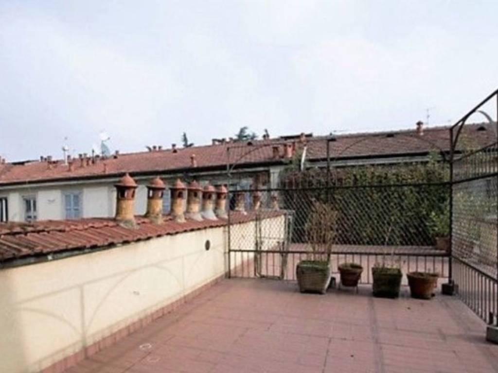 appartamento in vendita a Milano in zona Porta Garibaldi